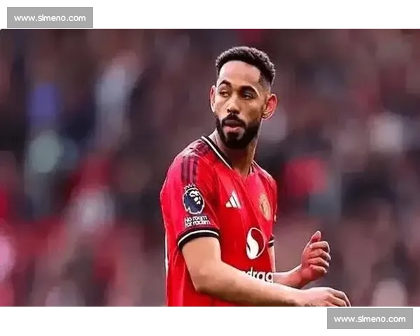 前曼联铁卫力荐双星：姆贝莫锋线利刃 + 库尼亚中场新核